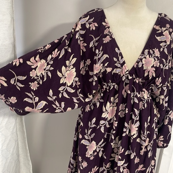 Free People Floral V-Neck Women's dress size S NWT - Picture 2 of 5